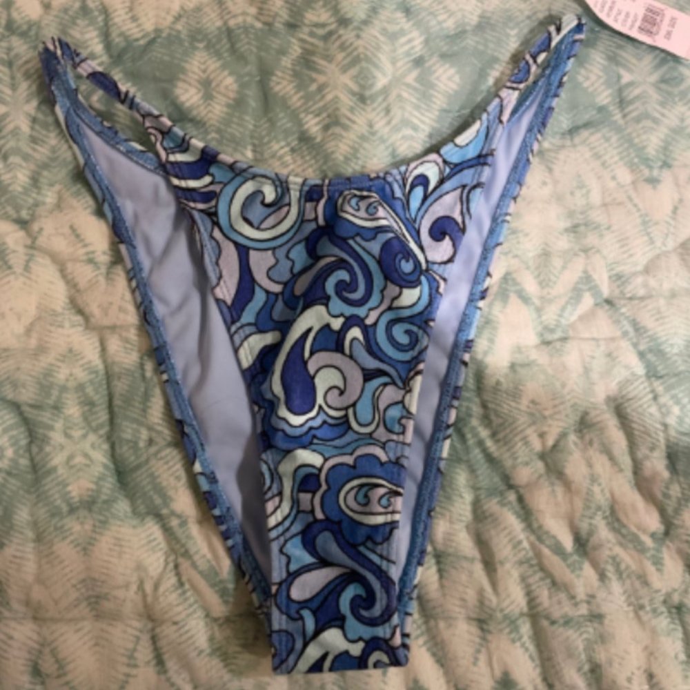 NWT PacSun Paisley Budding Scoop Bikini Bottom